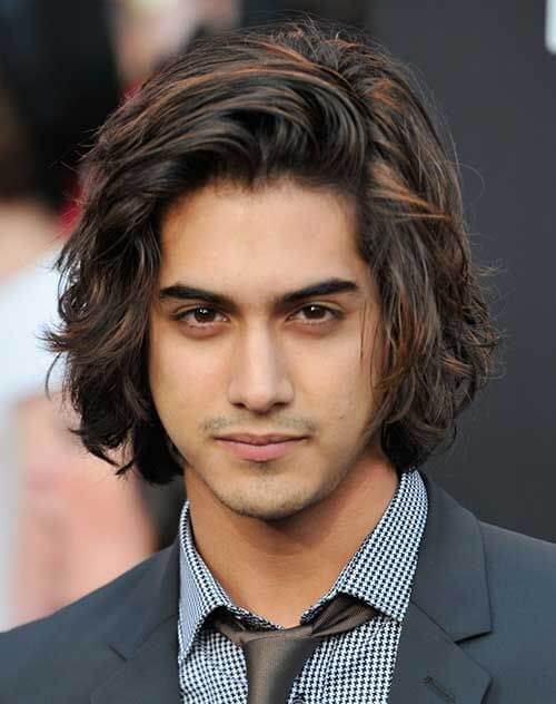 long hairstyle for men chin length style